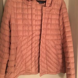 North Face Women’s Puffer Jacket